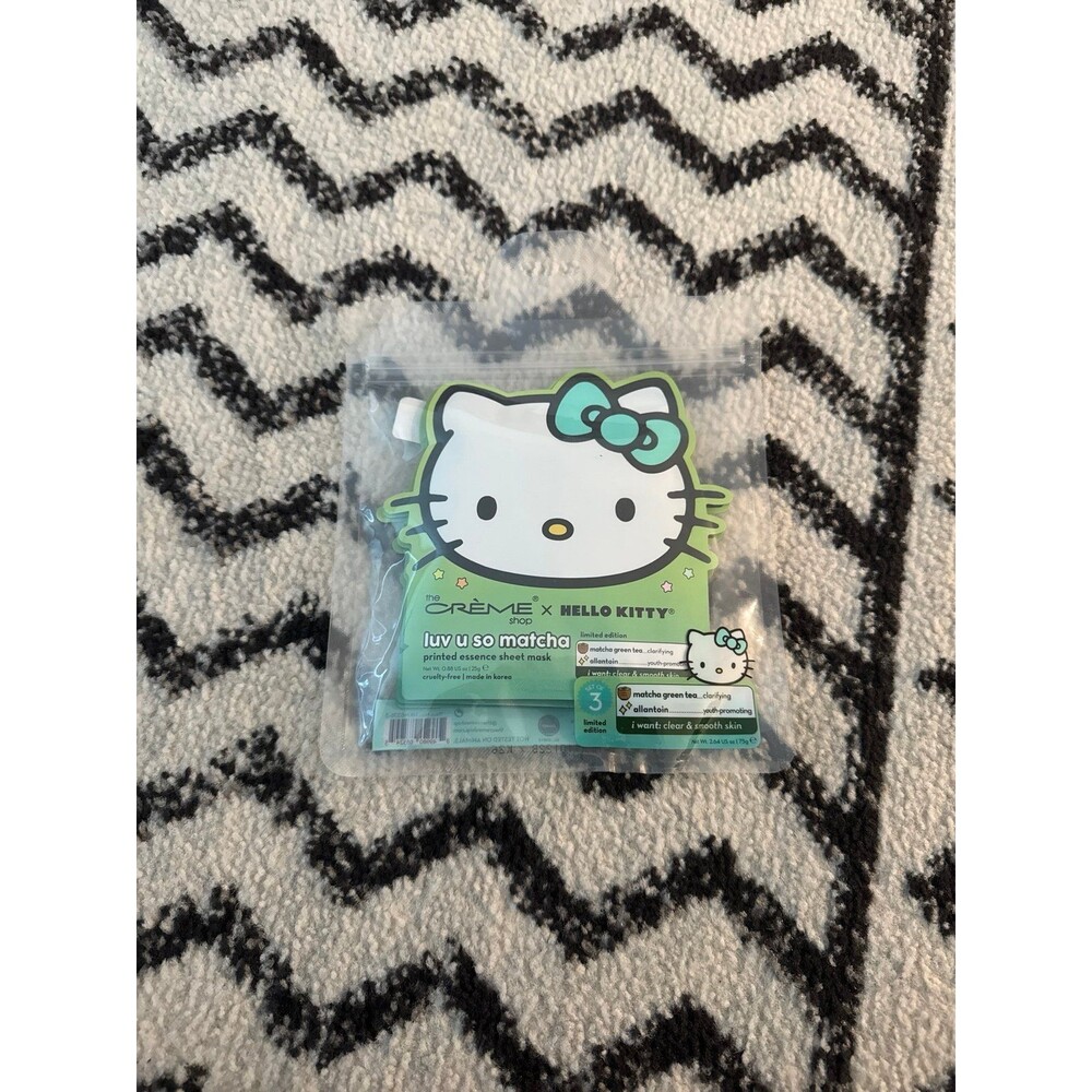 Hello Kitty face mask